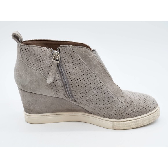 Linea Paolo Booties Women 7 Gray Suede Perforated Wedge Heel Side Zip Ankle Boot - Picture 3 of 12